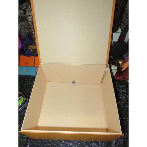 Louis Vuitton LV Large Empty Storage Box 12 long X 10.50 wide X 6 high - Picture 2 of 4